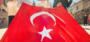 Milli Mücadele ruhunu en etkileyici kareye sığdırdı