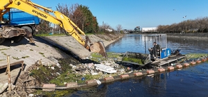 Kocaeli’de 12 metreküp atık denize ulaşmadan toplandı