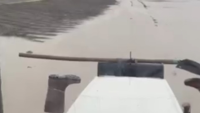 Adana'nın kuzeyinde kar, güneyinde sağanak