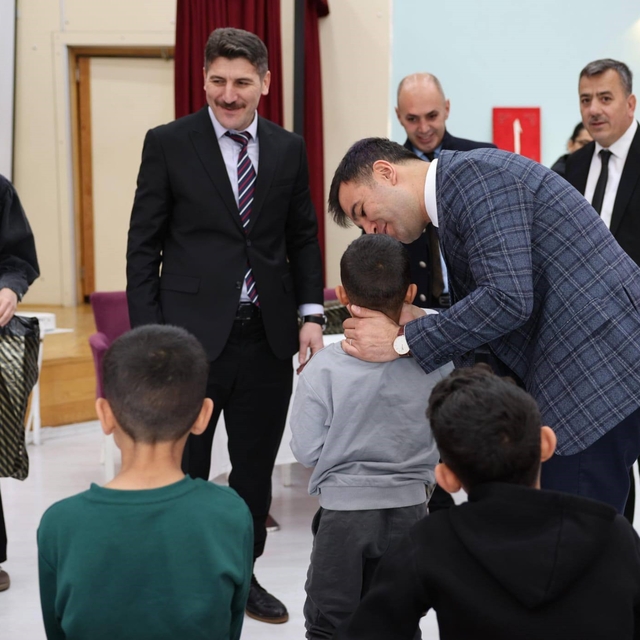 Erzincan'da devlet himayesindeki çocukların bayramı kutlandı