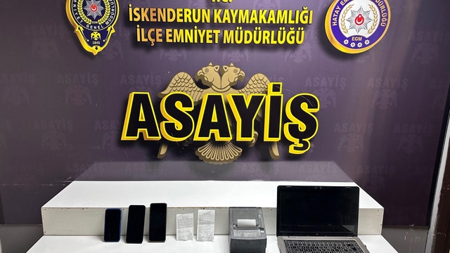 İskenderun'da bahis oynayanlara suçüstü; 3 gözaltı