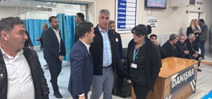 Başkan Aküzüm bayramda çalışanlarla bir araya geldi