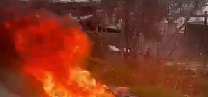 Seyir halindeki motosiklet yandı