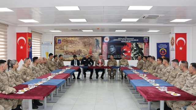 Kaymakam Serin, şehit aileleri ve gazilerin bayramını kutladı
