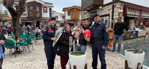 Jandarma Side Antik Kenti'nde esnaf ve misafirlerin bayramını kutladı