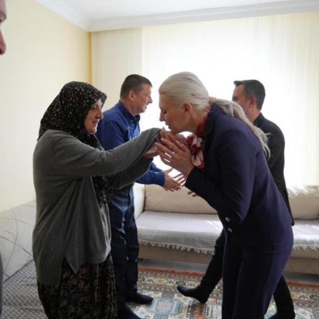 Başkan Subaşı, şehit ailesini ziyaret etti