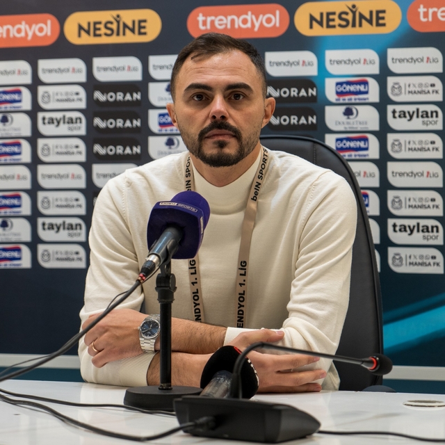 Manisa FK-Sivasspor maçının ardından
Manisa FK Teknik Direktörü Ahmet Pekta...