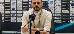 Manisa FK-Sivasspor maçının ardından Manisa FK Teknik Direktörü Ahmet Pektaş: "Milli takım arasını iyi değerlendirmek istiyoruz" Sivasspor Teknik Direktörü İsmet Taşdemir: "Taraftarımıza çifte bayram yaşattığımız için mutluyuz"