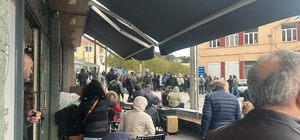 Türk tatilciler dönüş yolunda Yunanistan'ın Midilli Adası'nda mahsur kaldı