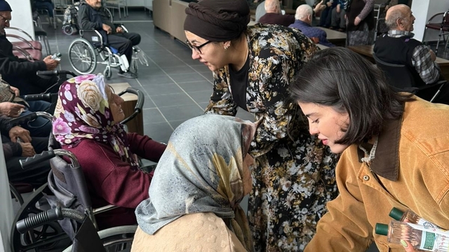 ESMİAD'dan anlamlı bayram ziyareti
Eskişehir'in iş dünyasının sosyal sorumluluğu ön planda