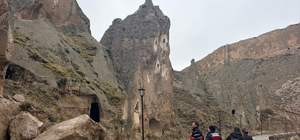 Soğanlı Vadisi’nde kaya parçası düştü