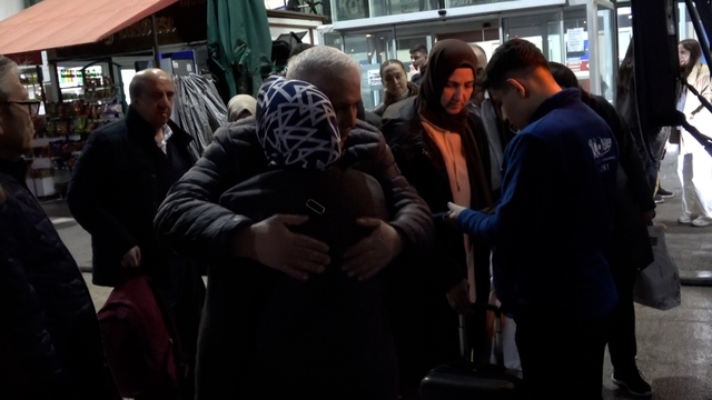 Bolu Otogarı'nda dönüş yoğunluğu başladı