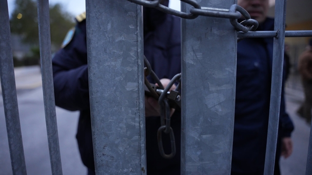 Midilli Adası'nda mahsur kalan Türk turisler yurda döndü