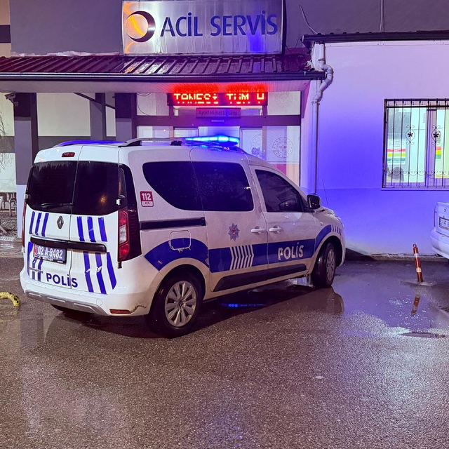 Adıyaman'da bıçaklı kavga: 3 yaralı