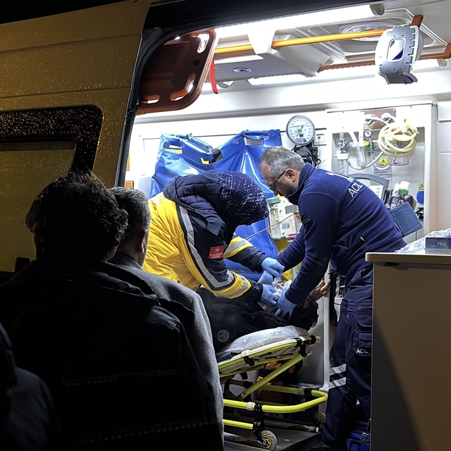 Bolu'da "Şikayetçi olmayalım" buluşması, silahlı kavgaya dönüştü