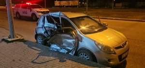 Erzincan'da iki otomobilin karıştığı kazada 3 kişi yaralandı