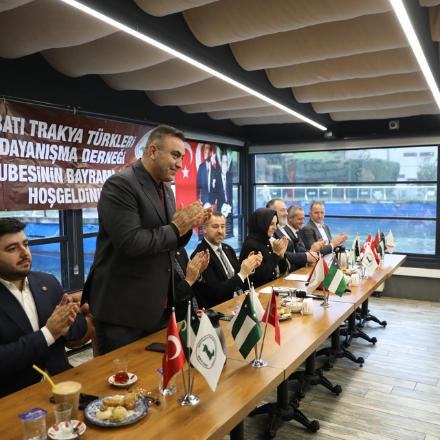 Batı Trakya Türkleri Bursa'da bayramlaştı