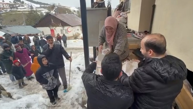 Sivas'ta 'saya' geleneği ile baharın gelişi kutlandı