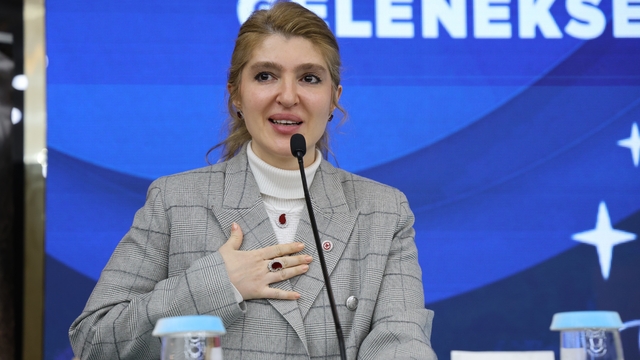 Malatya'da bayram buluşmaları
Milletvekili Ölmeztoprak: "Güçlü Türkiye, güçlü liderlikle mümkün"