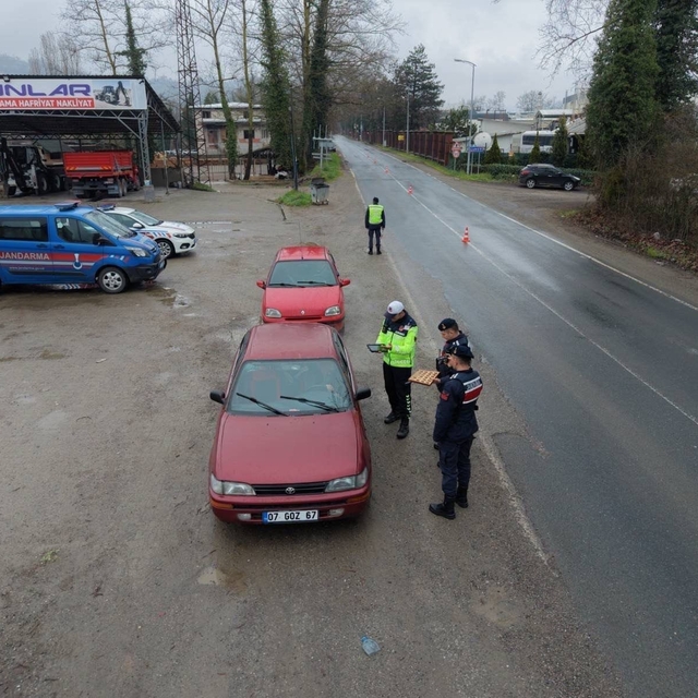 Zonguldak'ta bin 671 personelle bayram mesaisi