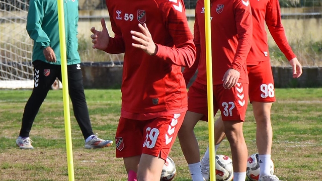 Karşıyaka'da Adem kayıplarda