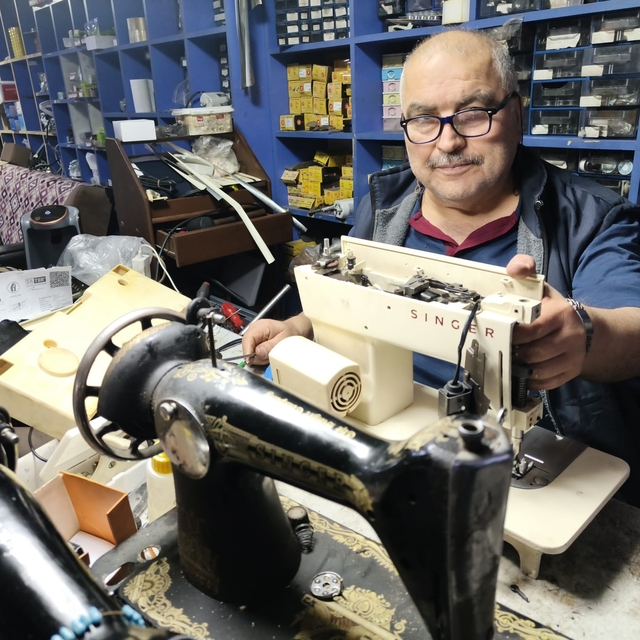 Arıza yapan makine İhsan Usta'nın hayatına yön verdi
Terzilik yaparken maki...