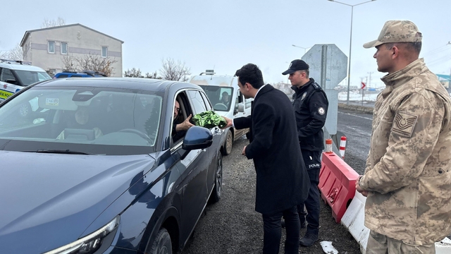 Susuz Kaymakamı Muhammed Emin Tutal'dan bayram mesaisi