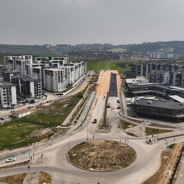 Büyükşehirle yeni yerleşimlere modern yollar