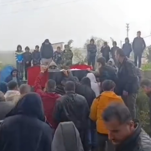 Hatay'da silahlı kavgada ölen baba ile oğlu toprağa verildi