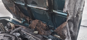 Alanya'da seyir halindeki otomobil alev aldı