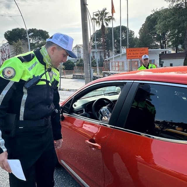 Marmaris'te trafik ihlali yapanlar cezadan kaçamadı