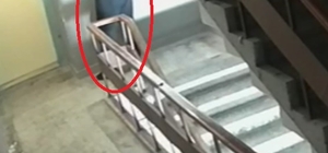 Kayseri’de kurye, sipariş getirdiği binaya idrarını yaptı