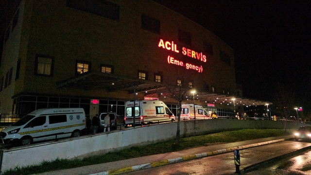 Çorum'da bir genç kendisi için düzenlenen asker eğlencesinde silahla yaralandı