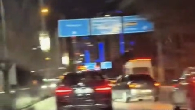 Elazığ'da, makas atan araç kamerada