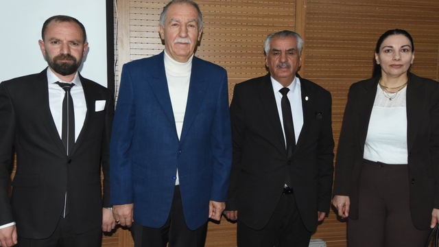 Şenkaya'da Esnaf Odası'na kadın eli