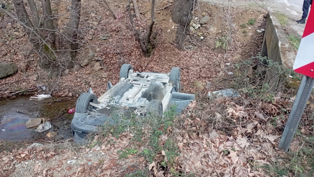 Balıkesir'de iki ayrı trafik kazasında 7 kişi yaralandı