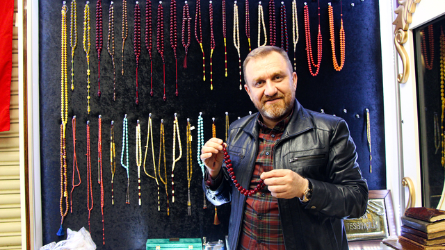 Mezatlarıyla ünlü tespihçilerden vergi denetimine destek