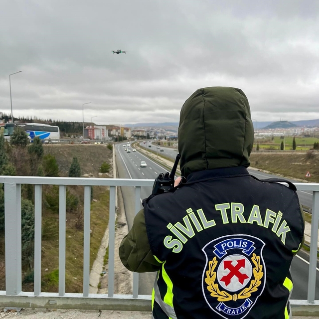 Bilecik'te drone destekli trafik denetimi