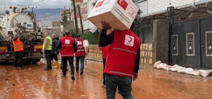 Kasrik selle sarsıldı, Kızılay yaraları sarmak için çalışma başlattı