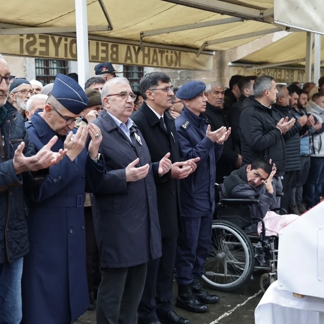 Kıbrıs Gazisi Ahmet Memiş son yolculuğuna uğurlandı