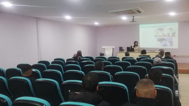 Elazığ'da yükümlülere 'İletişim Becerileri' semineri verildi