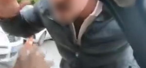 Ailesinin yanında saldırıya uğrayan sürücünün o anları kamerada