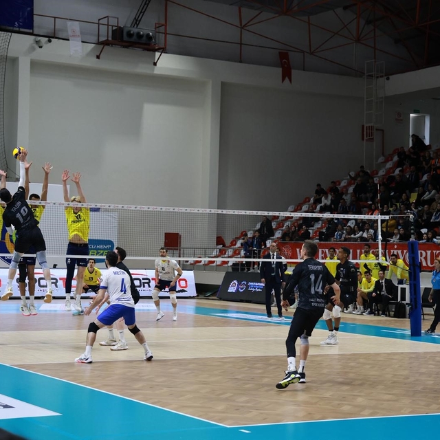 Gebze Belediyesi, Voleybol Efeler Ligi'nde normal sezonu 9. sırada tamamlad...