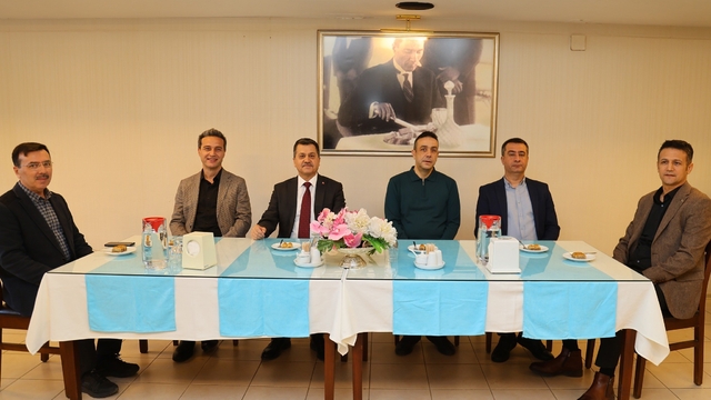 Muğla Orman Bölge Müdürlüğü'nde ilk mesai bayramlaşma heyecanıyla başladı