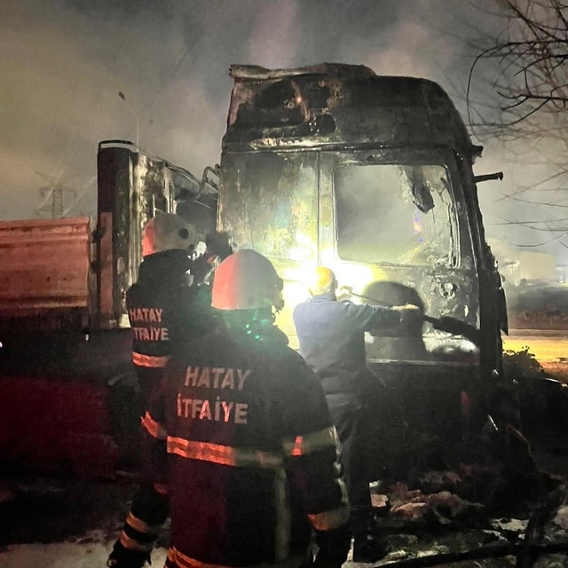 Dörtyol'da tır yangını