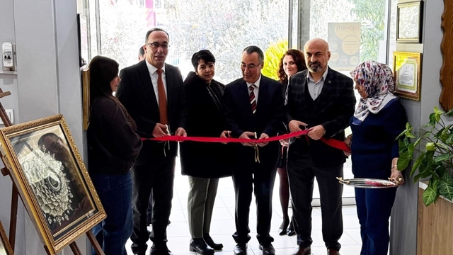 Efeler'de Kutlu Doğum Haftası sergisi açıldı