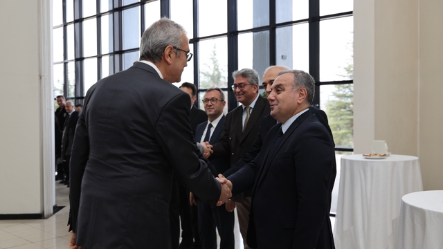 ERÜ'de bayramlaşma töreni düzenlendi