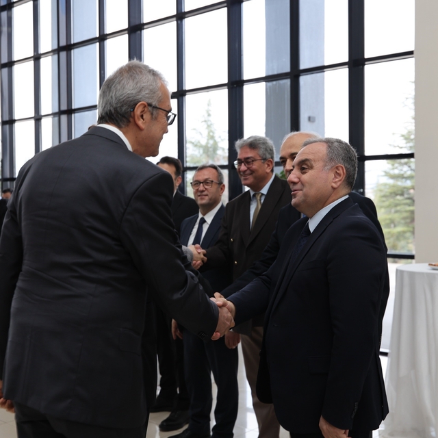 ERÜ'de bayramlaşma töreni düzenlendi