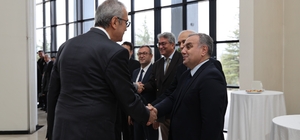 ERÜ’de bayramlaşma töreni düzenlendi