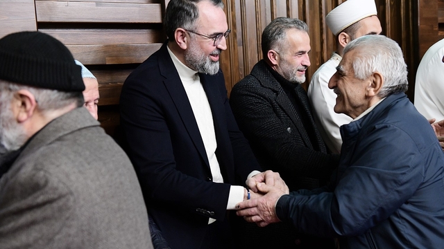 Başkan Erol bayramda her kapıda, her gönülde
Başkan Erol'la kırsal mahallelerde bayram coşkusu